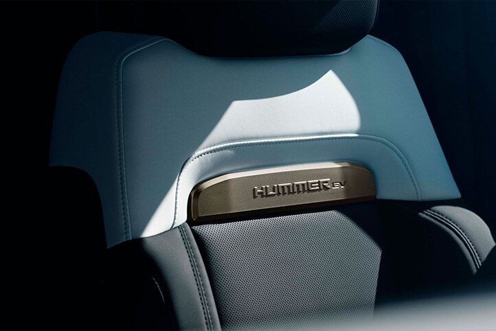 Hummer EV Pickup 2025 interior